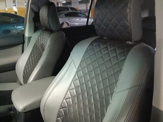 2011 Toyota Land Cruiser Prado 150 Series, серебристый, 3450000 рублей, вид 4