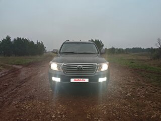 2009 Toyota Land Cruiser 200 Series, серый, 2400000 рублей, вид 1