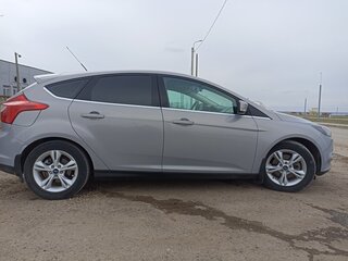 2011 Ford Focus III, серый, 955000 рублей, вид 3