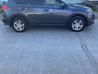 2013 Toyota RAV4 IV (XA40), серый, 1900000 рублей, вид 4