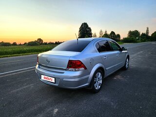 2012 Opel Astra H Рестайлинг, серебристый, 620000 рублей, вид 1