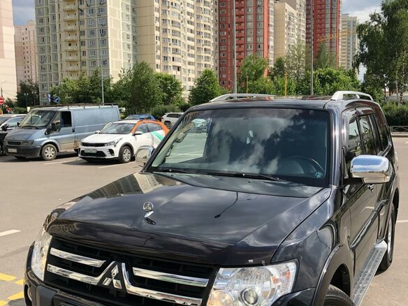 2007 Mitsubishi Pajero IV, чёрный, 2999999 рублей - вид 2
