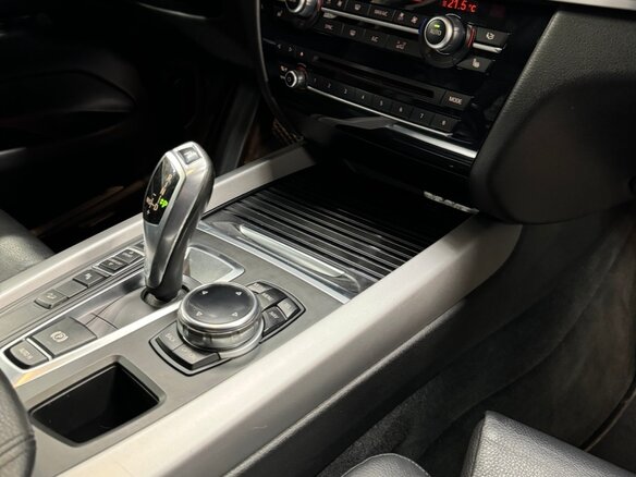 2014 BMW X5 35i III (F15), синий, 2790000 рублей - вид 20