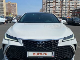 2022 Toyota Avalon V, белый, 9124200 рублей, вид 2