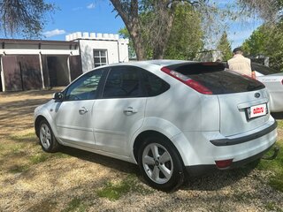 2006 Ford Focus II, белый, 610000 рублей, вид 4