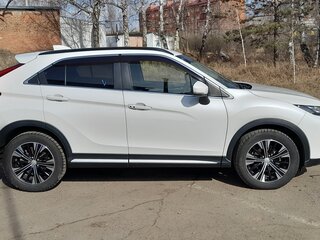2018 Mitsubishi Eclipse Cross I, белый, 2400000 рублей, вид 4