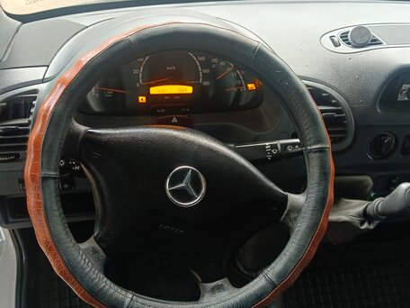 2013 Mercedes-Benz Sprinter Classic, белый, 1400000 рублей, вид 4