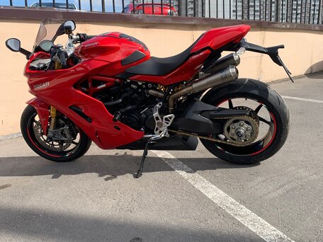 2018 Ducati Supersport, красный, 880000 рублей, вид 1