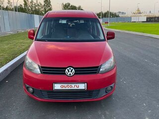 2011 Volkswagen Caddy III Рестайлинг, красный, 950000 рублей, вид 2