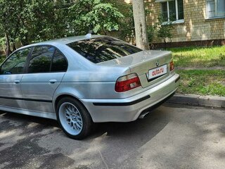 2002 BMW 5 серии 525i IV (E39) Рестайлинг, серебристый, 1100000 рублей, вид 3