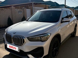 2020 BMW X1 Long 20Li sDrive II (F48) Рестайлинг, белый, 3090000 рублей, вид 1