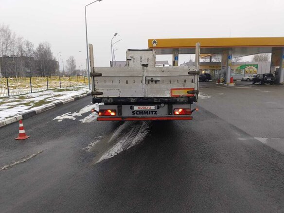 2003 Schmitz Cargobull S01, чёрный, 800000 рублей - вид 1