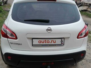 2010 Nissan Qashqai I Рестайлинг, белый, 1050000 рублей, вид 1