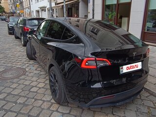 2021 Tesla Model Y Long Range I, чёрный, 2800000 рублей, вид 3