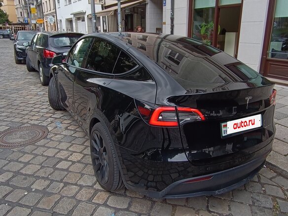 2021 Tesla Model Y Long Range I, чёрный, 2800000 рублей - вид 2
