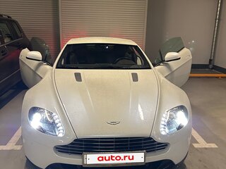 2011 Aston Martin V8 Vantage S III Рестайлинг, белый, 9950000 рублей, вид 4