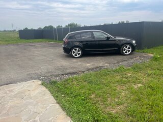 2010 BMW 1 серии 118i I (E81/E82/E87/E88) Рестайлинг, чёрный, 845000 рублей, вид 1