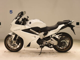 2015 Honda VFR 800, белый, 750000 рублей, вид 5
