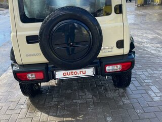 2021 Suzuki Jimny IV, бежевый, 2650000 рублей, вид 3