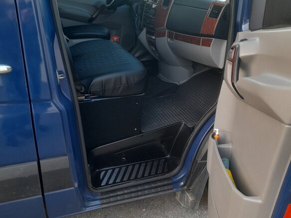 2007 Volkswagen Crafter, синий, 1699000 рублей - вид 5