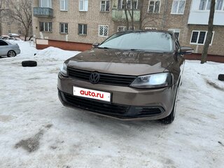 2013 Volkswagen Jetta VI, коричневый, 1050000 рублей, вид 2