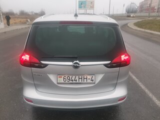 2018 Opel Zafira C Рестайлинг, серебристый, 1150000 рублей, вид 3