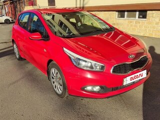 2013 Kia Ceed II, красный, 950000 рублей, вид 2