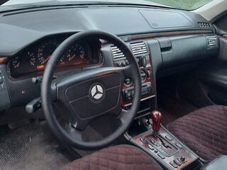 1999 Mercedes-Benz E-Класс 240 II (W210, S210), серый, 550000 рублей, вид 5