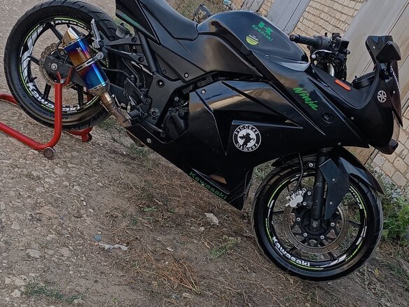 2008 Kawasaki Ninja 250R, чёрный, 270000 рублей - вид 1