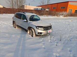 2012 Volkswagen Tiguan I Рестайлинг, серебристый, 1679000 рублей, вид 2