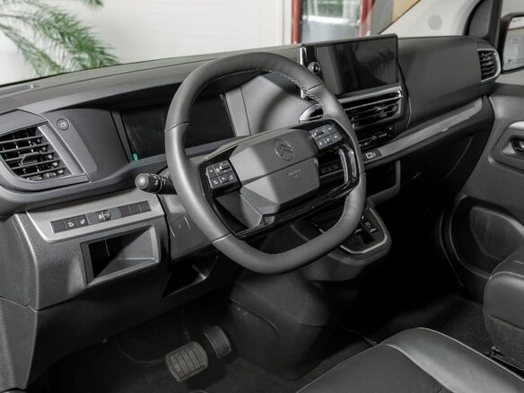 2025 Citroen SpaceTourer XL I Рестайлинг, чёрный, 7249000 рублей - вид 20
