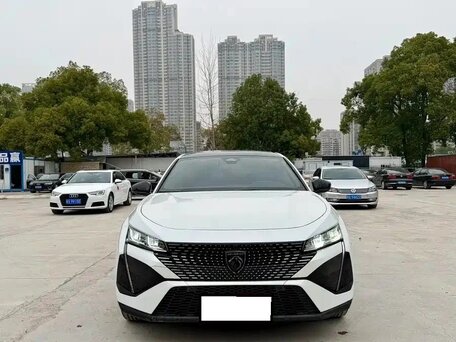 2025 Peugeot 408 X III, белый, 2950000 рублей, вид 2