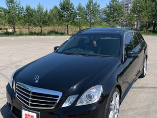 2010 Mercedes-Benz E-Класс 250 5G-Tronic IV (W212, S212, C207), чёрный, 1700000 рублей, вид 3