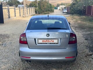 2010 Skoda Octavia II (A5) Рестайлинг, серый, 1300000 рублей, вид 3