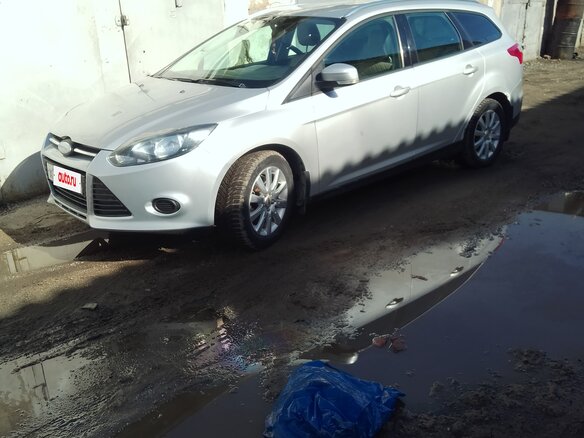 2012 Ford Focus III, серебристый, 700000 рублей