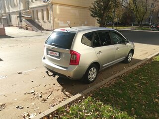 2010 Kia Carens II (UN), серебристый, 460000 рублей, вид 4