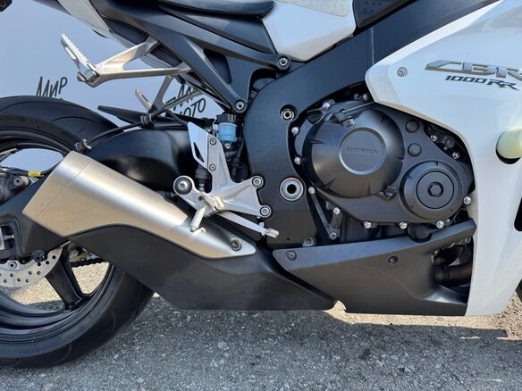2009 Honda CBR 1000 RR/RA Fireblade, белый, 800000 рублей - вид 7