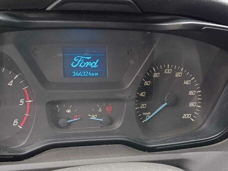 2016 Ford Transit, белый, 1700000 рублей, вид 2