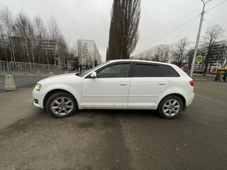 2012 Audi A3 II (8P) Рестайлинг 2, белый, 600000 рублей, вид 4