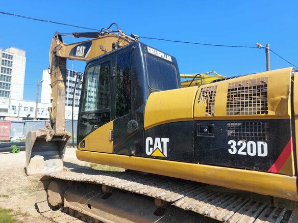 2013 Caterpillar 320D, жёлтый, 4000000 рублей - вид 4