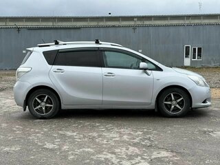 2012 Toyota Verso I Рестайлинг, серебристый, 870000 рублей, вид 5