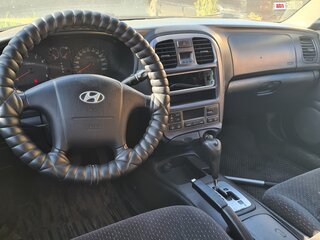 2006 Hyundai Sonata ТагАЗ IV (EF) Рестайлинг, серебристый, 600000 рублей, вид 4