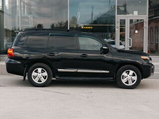 2012 Toyota Land Cruiser 200 Series Рестайлинг 1, чёрный, 3050000 рублей, вид 4