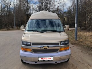 2009 Chevrolet Express II, бежевый, 2600000 рублей, вид 2