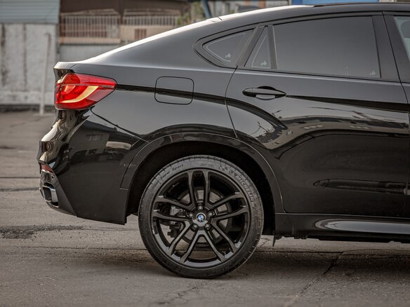 2018 BMW X6 30d II (F16), чёрный, 6100000 рублей - вид 10