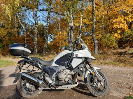 2015 Honda VFR 1200X (Crosstourer), белый, 1200000 рублей, вид 2