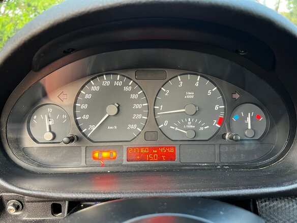2004 BMW 3 серии 320i IV (E46) Рестайлинг, чёрный, 1100000 рублей - вид 9