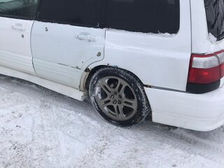 1998 Subaru Forester I, белый, 850000 рублей, вид 5