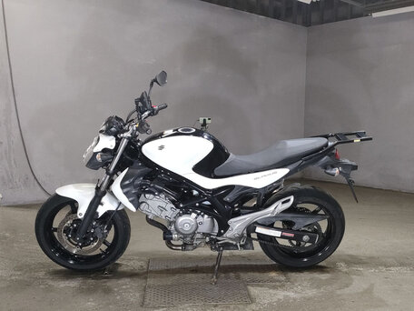 2012 Suzuki SFV 650 Gladius, белый, 550000 рублей, вид 2