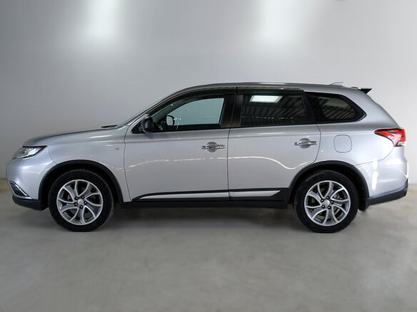 2017 Mitsubishi Outlander III Рестайлинг 2, серебристый - вид 7